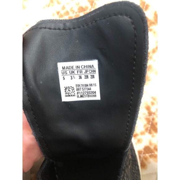 Adidas Women's Stan Smith Black Embossed Sneakers Size 5 - Picture 7 of 11